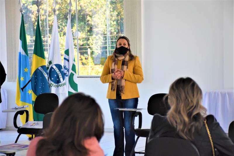 Vereadora Valeide Scarpari participa de lançamento da Campanha Sinal Vermelho